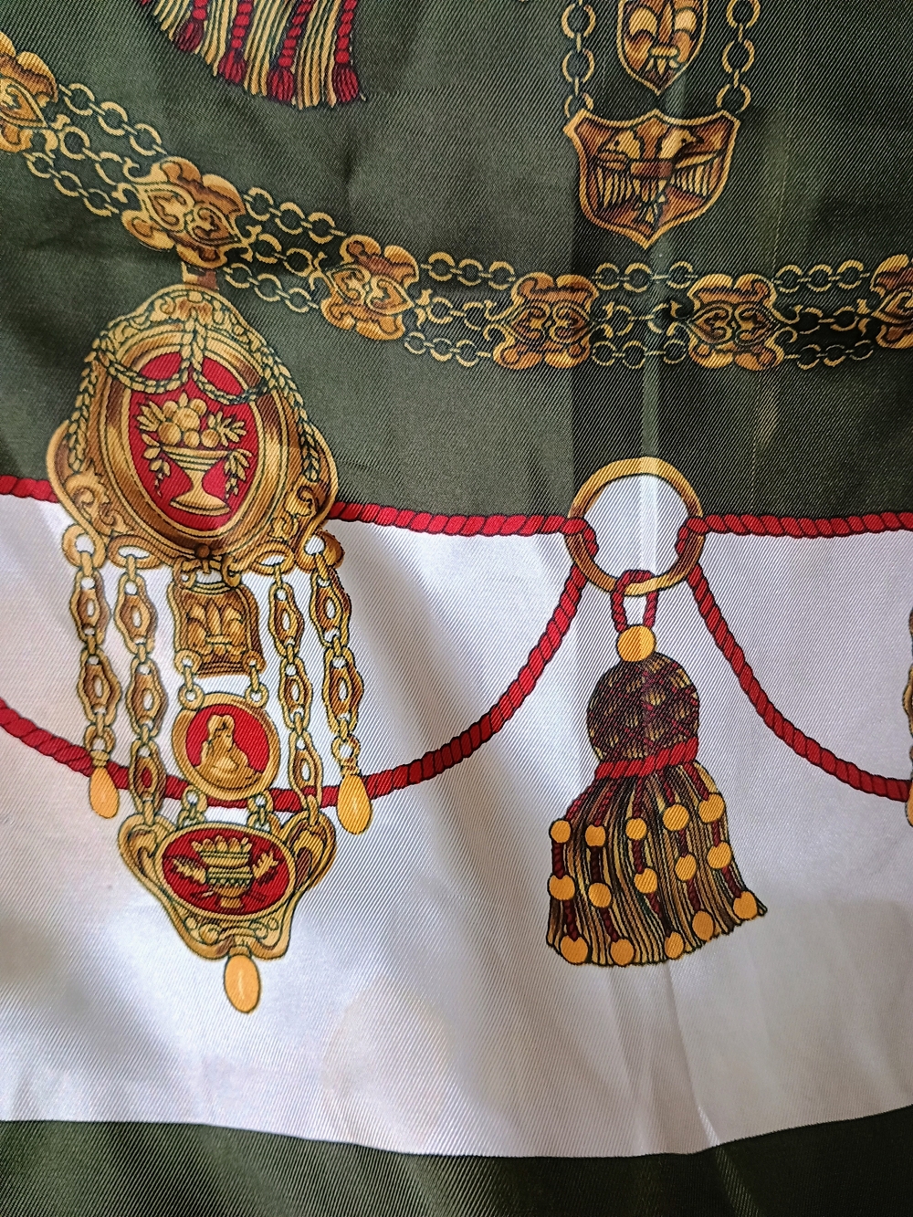 Hermes Green, White & Gold Silk Scarf with Ornate Medallion Design - Vintage - Picture 6 of 10